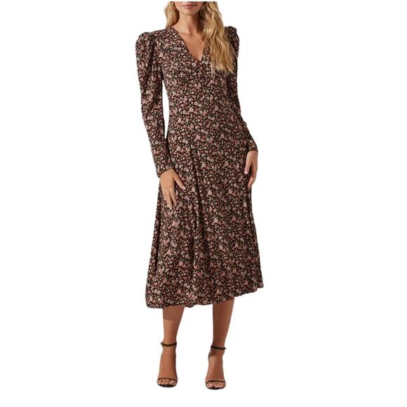 Astr Dresses & Skirts - ASTR Covered Button Midi Dress Size Medium